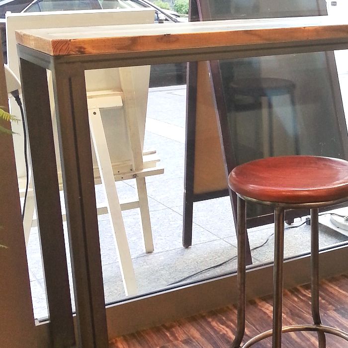 インダストリアルテーブル脚