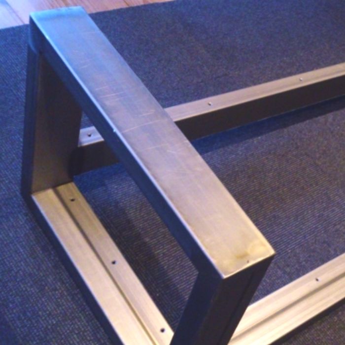 スピーカー設置台