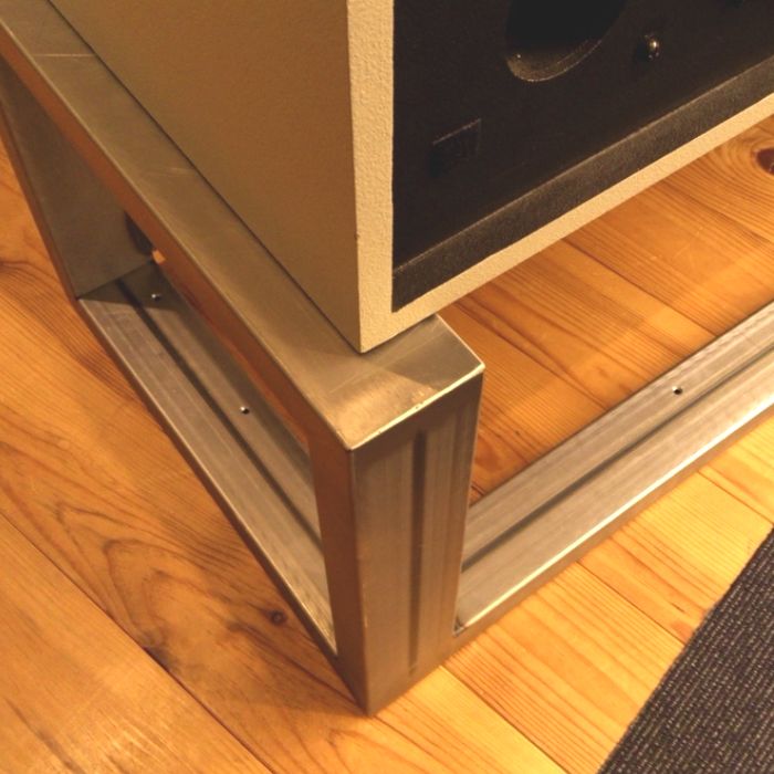 スピーカー台製作