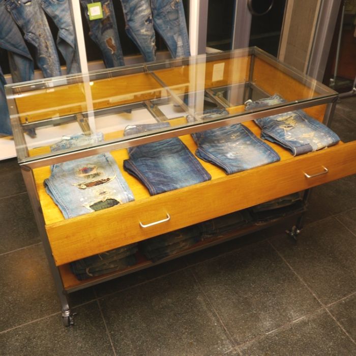 陳列什器オーダー製作