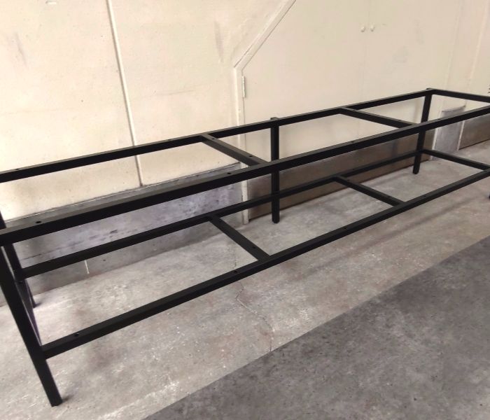 テレビボードアイアン