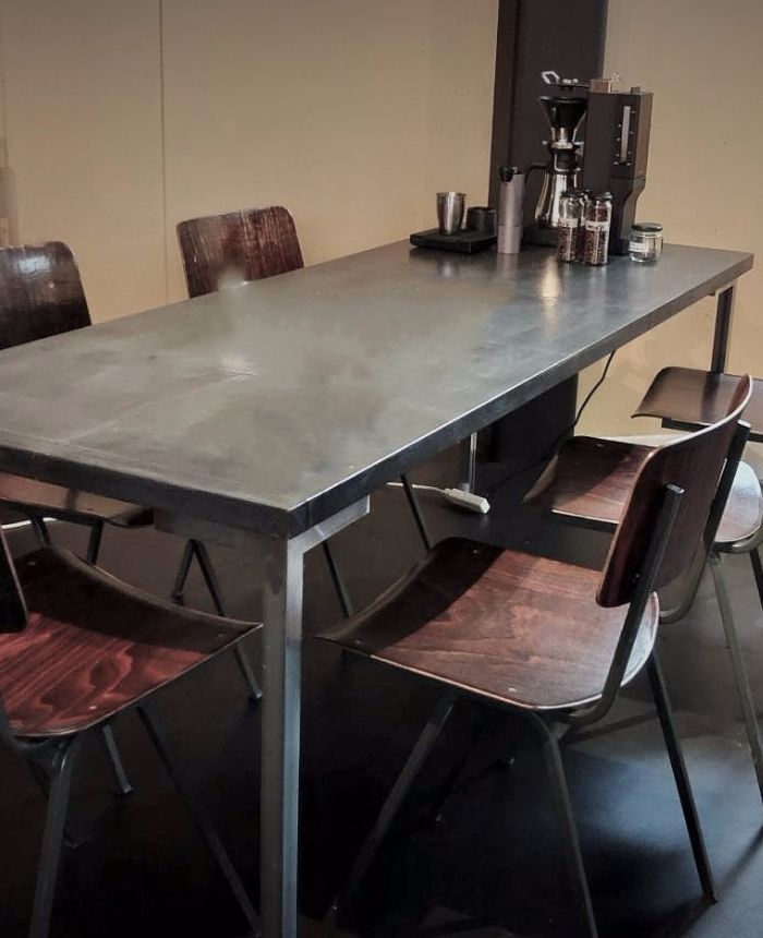 テーブル脚　アイアン