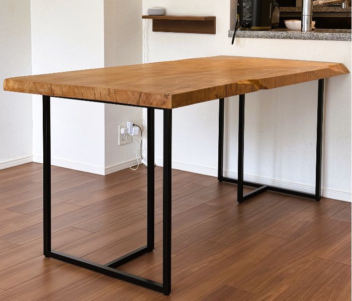 テーブル脚T字型